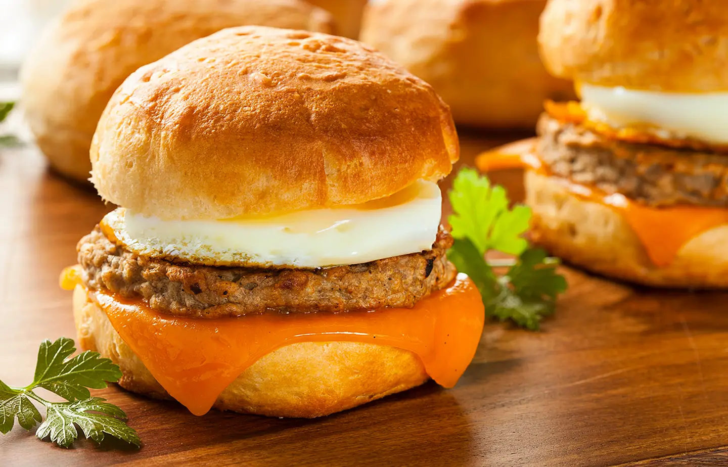 R42 Plant based Sausageand Egg Breakfast Sandwich