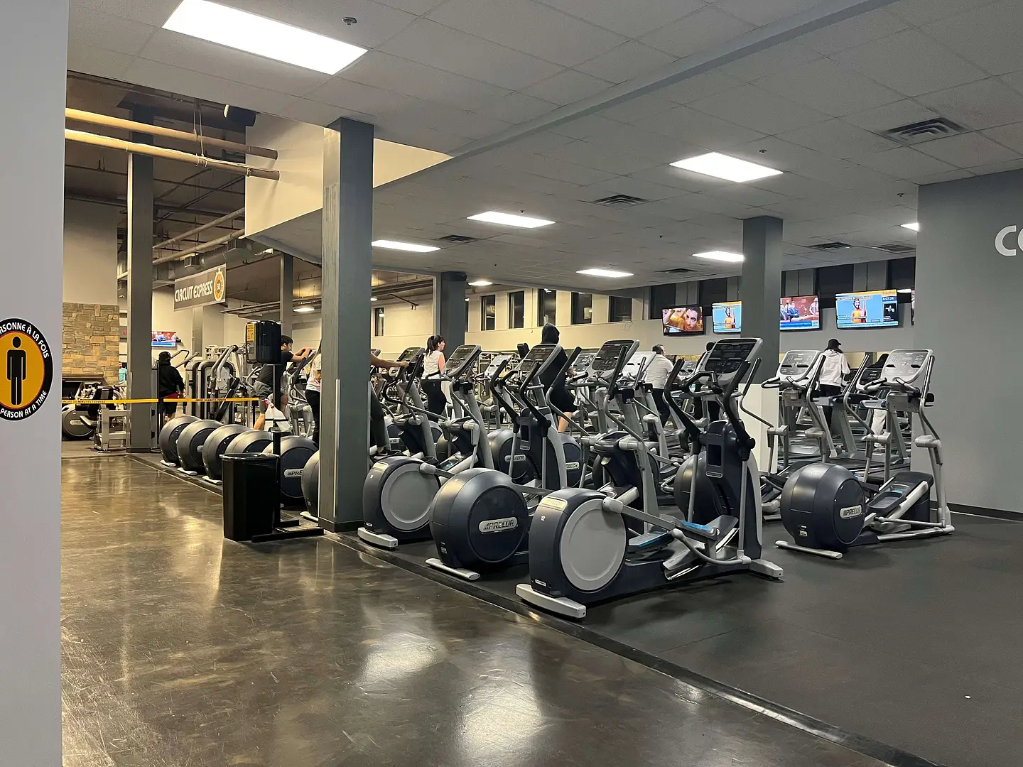 221 GYM03 min