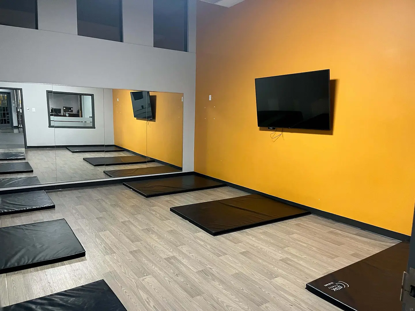 Gym 02 min