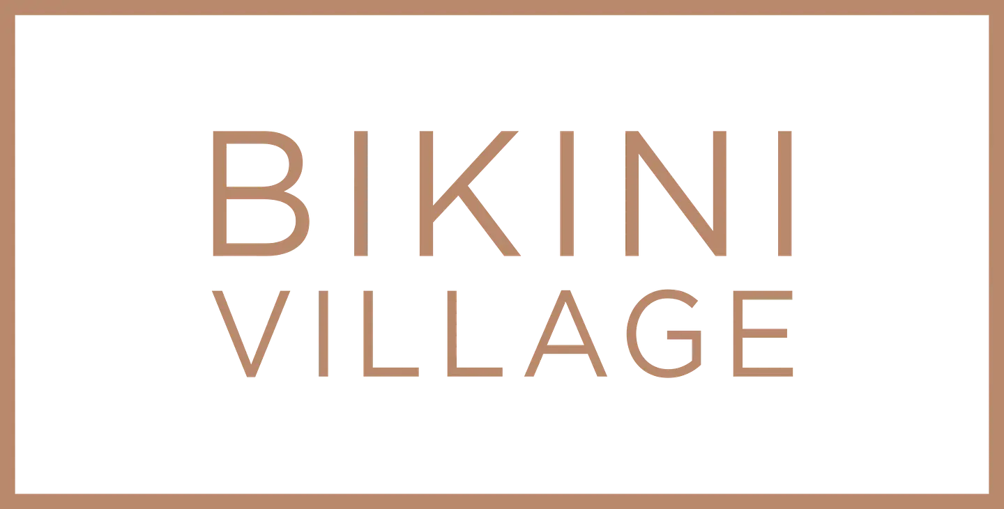 BIKINIVILLAGE LOGO ENCADRE Bronze